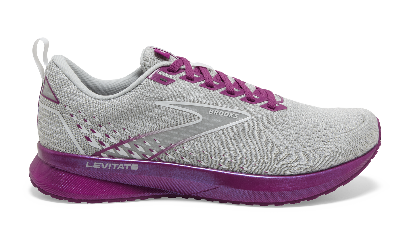 Women's Brooks Levitate 5, Grey/Lavender/Baton Rouge, 8.5 B Medium