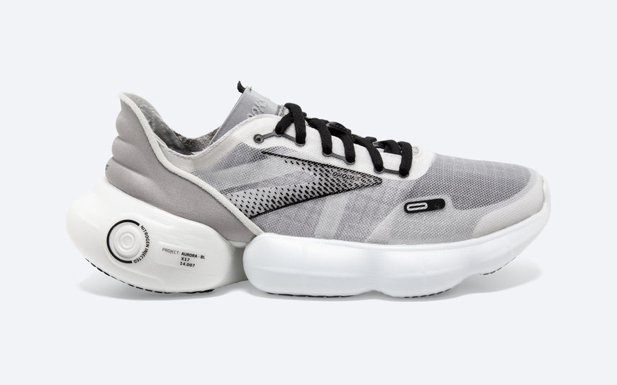 Women's Brooks Aurora, White/Alloy/Black, 10.5 B Medium